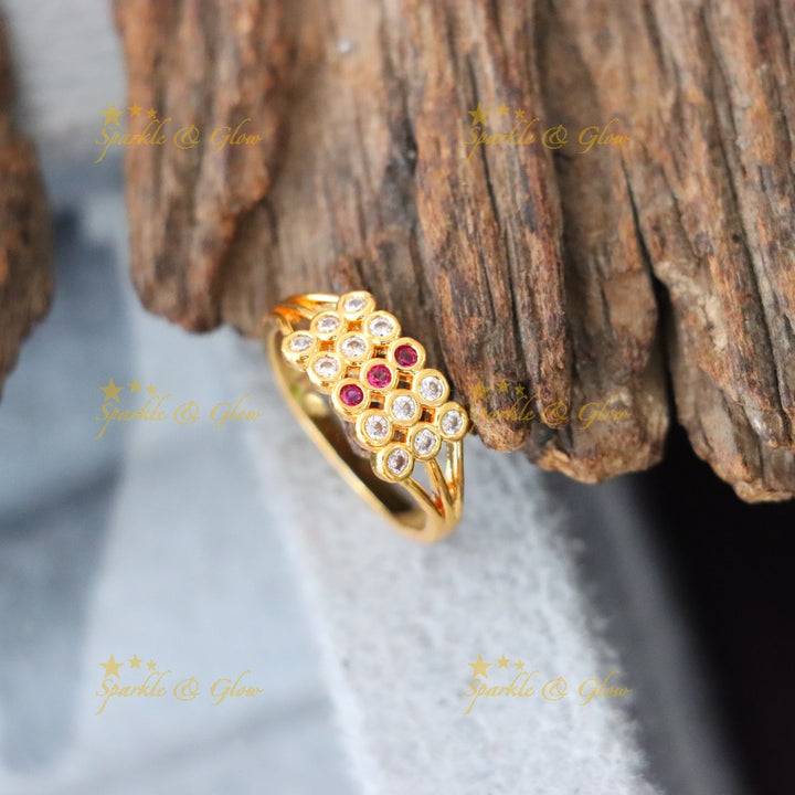 Elegant Microgold Finger Ring with Crystal Embellishments
