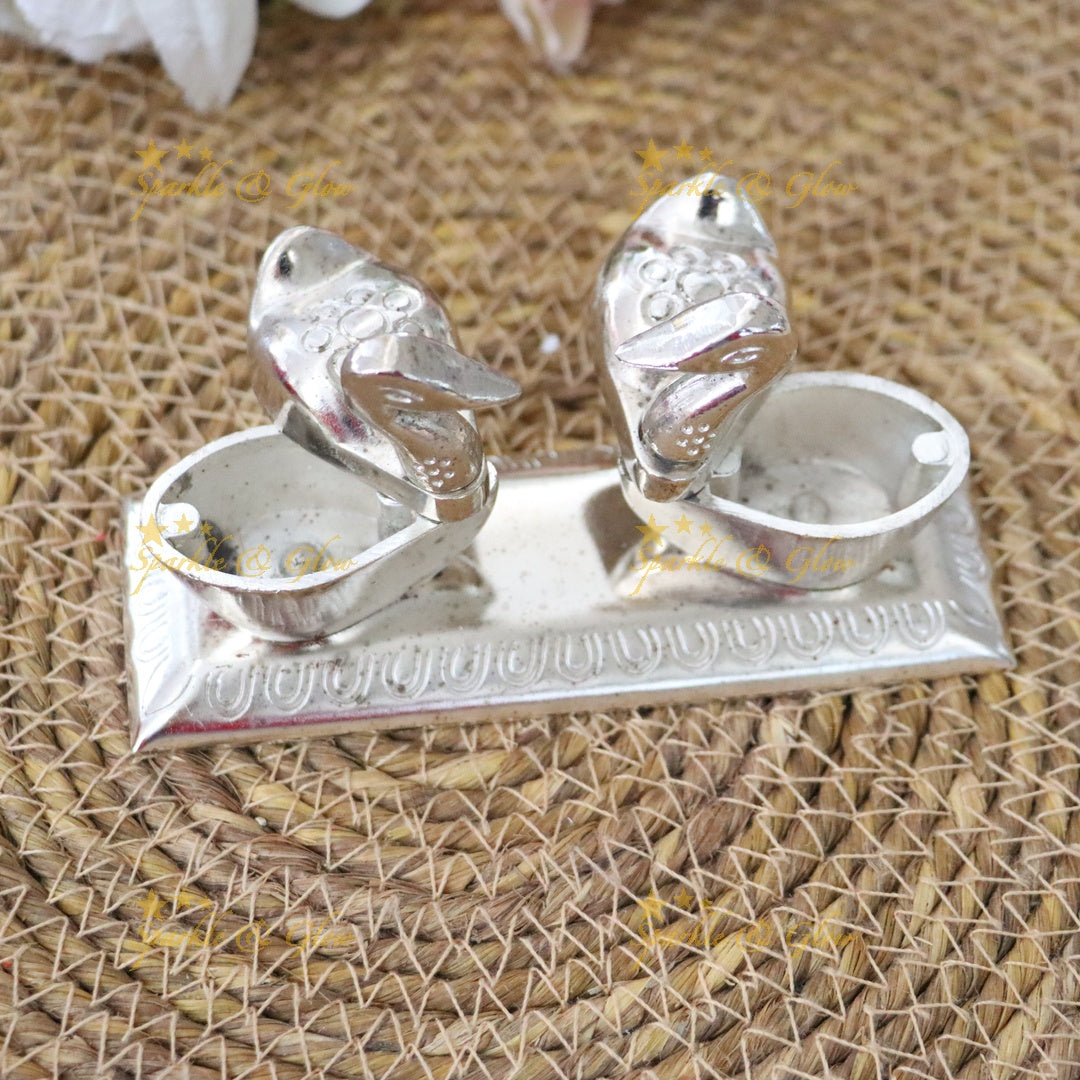 Exquisite Silver Swan Set for Festive and Wedding Gifts