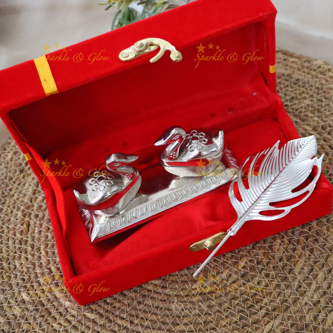 Exquisite Silver Swan Set for Festive and Wedding Gifts