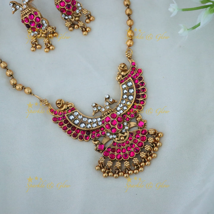 Timeless Gold Imitation Necklace for Weddings