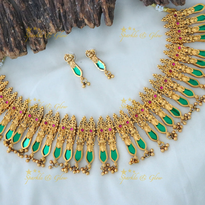 Exquisite Kerala Gold-Plated Short Necklace