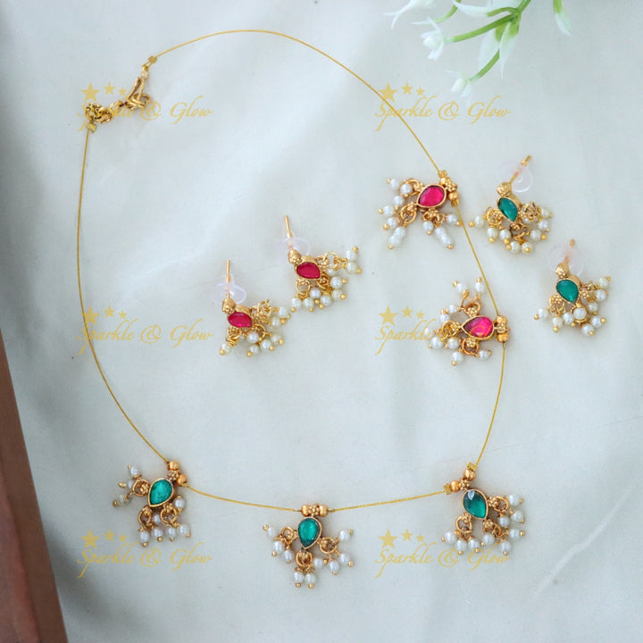 Gorgeous Gold Necklace with Pearls for Festive Occasions