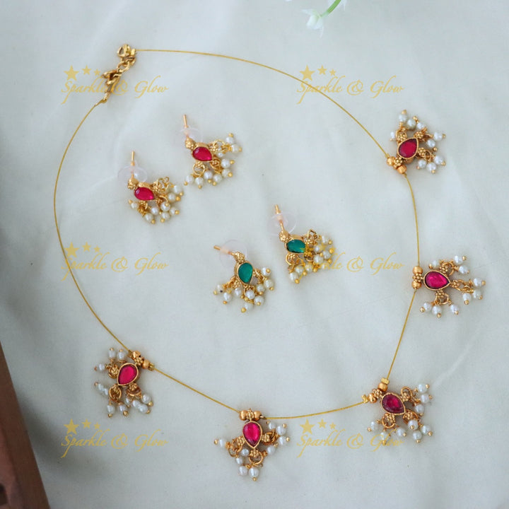 Gorgeous Gold Necklace with Pearls for Festive Occasions