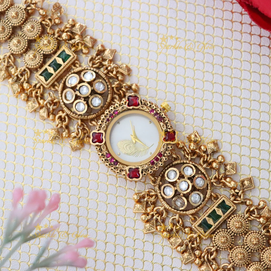 Exquisite Gold Heritage Watch Bracelet - Timeless Elegance