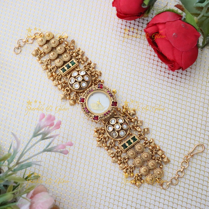 Exquisite Gold Heritage Watch Bracelet - Timeless Elegance