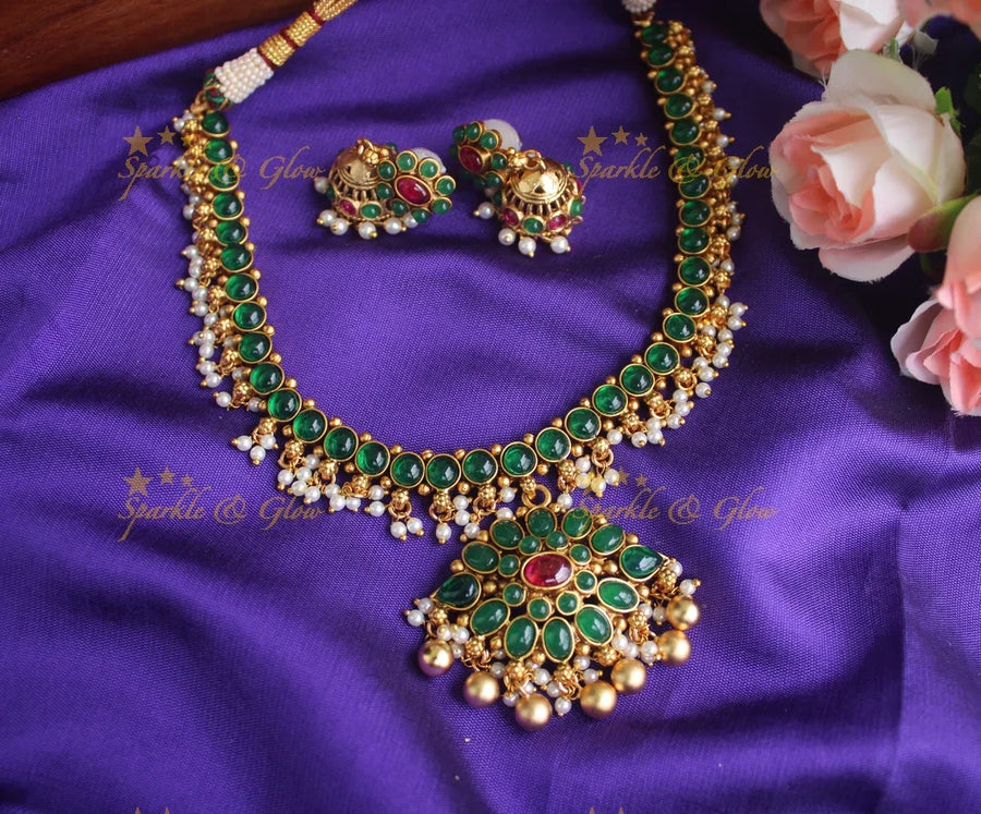 Gold alike Kemp Adigai - Green - Pearl - Sparkle and Glow
