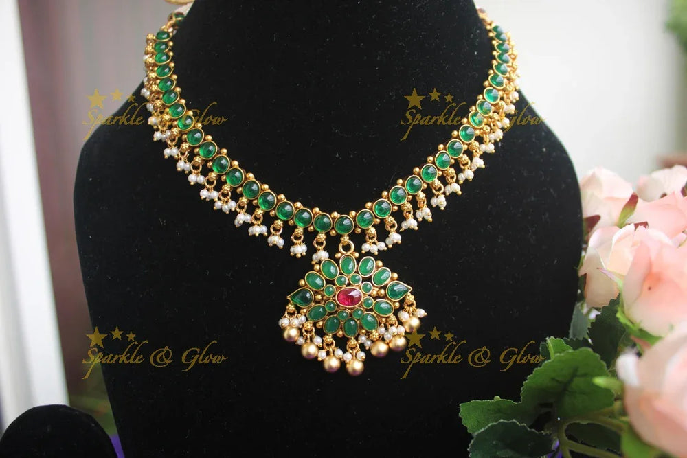 Gold alike Kemp Adigai - Green - Pearl - Sparkle and Glow