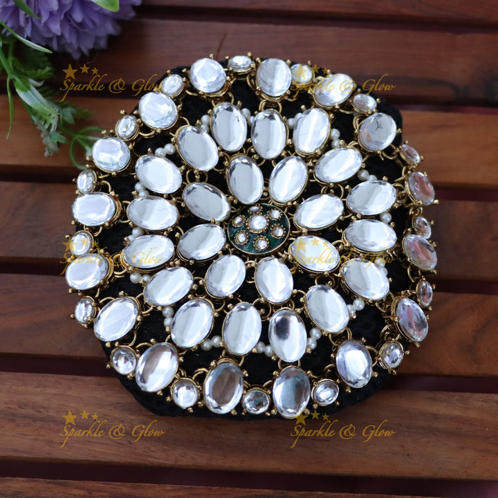 Exquisite Gold-Plated Festive Hair Bun Ornament