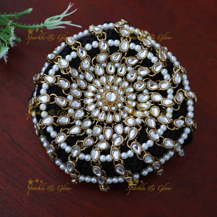 Elegant Gold Pearl Hair Bun Jewel for Weddings