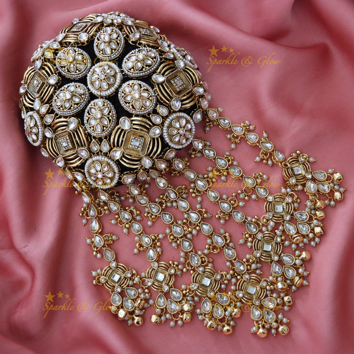Elegantly Crafted Gold Hair Bun Accessory for Celebrations