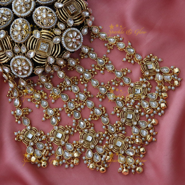 Elegantly Crafted Gold Hair Bun Accessory for Celebrations