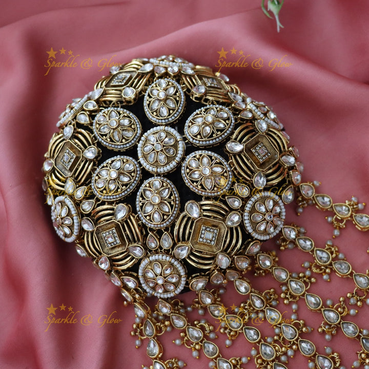 Elegantly Crafted Gold Hair Bun Accessory for Celebrations