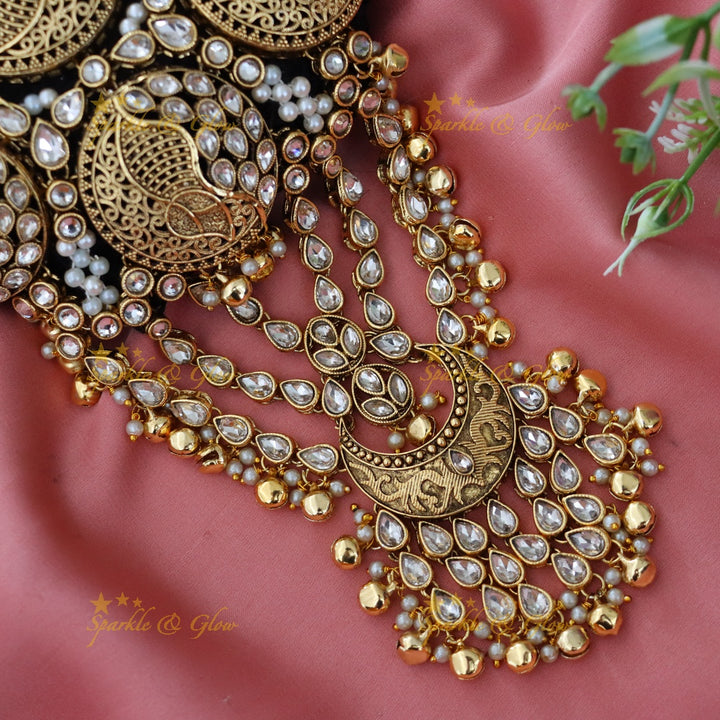 Festive Gold Filigree Hair Bun – Elegance Redefined