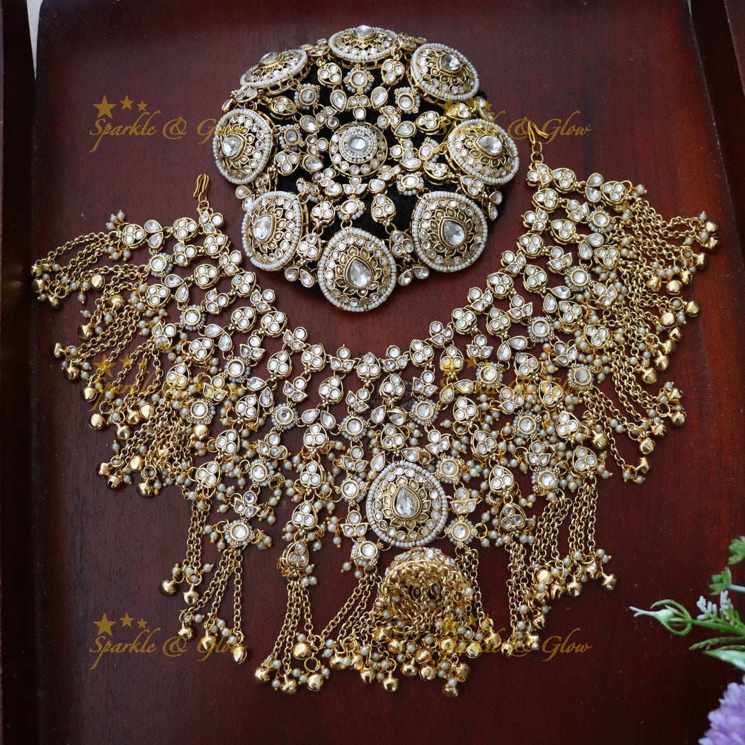 Exquisite Gold Hair Adornment for Festive Occasions