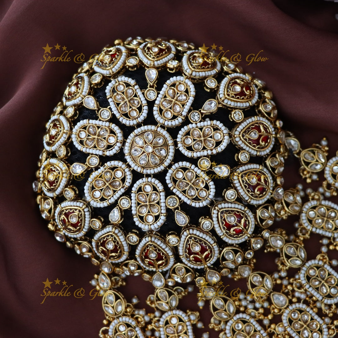 Gold-Plated Bridal Hair Bun with Pearls: Elegant and Luxurious