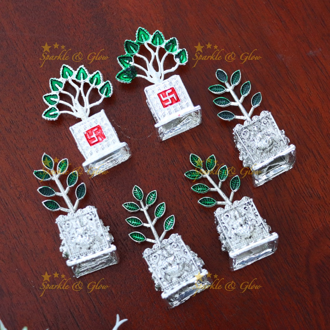 Elegant Silver Tree Idols for Festive Gifting