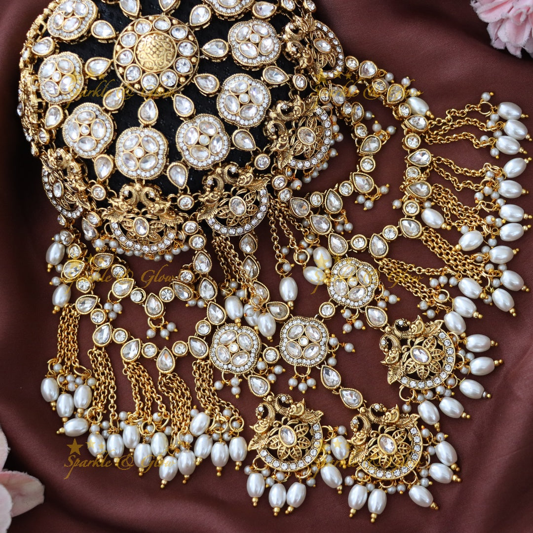 Elegant Gold Bun Accessory for Wedding Hairstyles