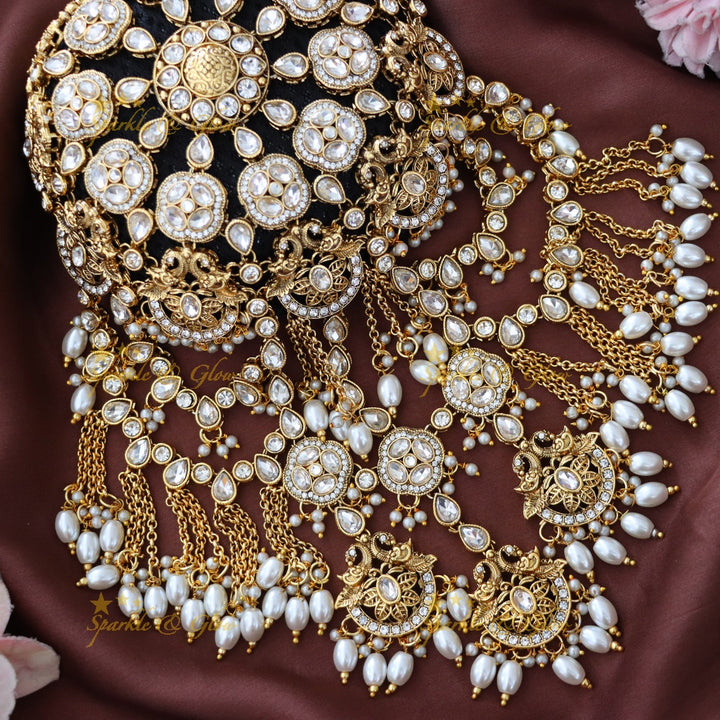 Elegant Gold Bun Accessory for Wedding Hairstyles