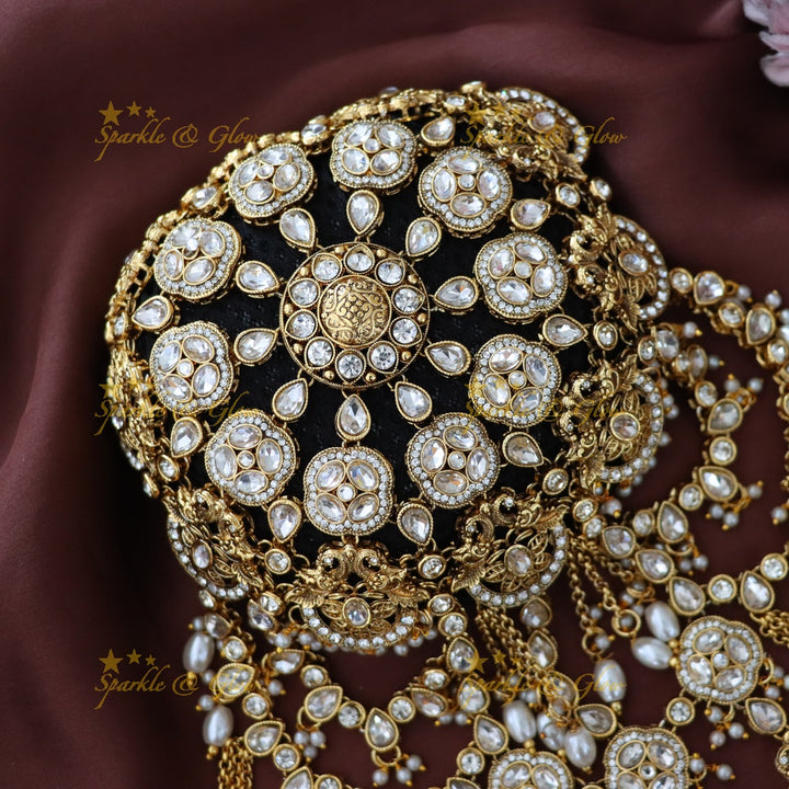 Elegant Gold Bun Accessory for Wedding Hairstyles