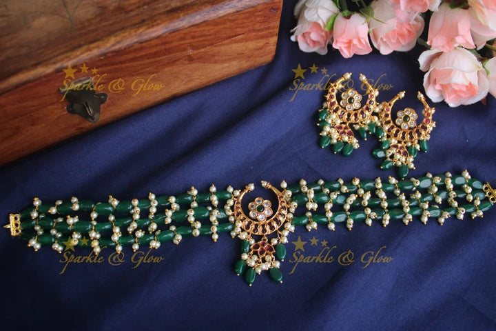 Green Bead Moon Choker with kemp stones - Sparkle and Glow