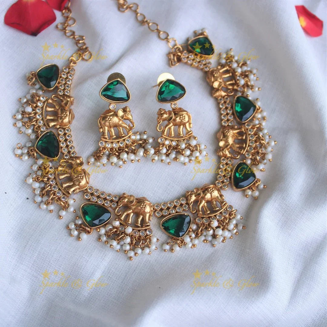 Gold alike Elephant gutta pusalu stone necklace - Pastel Green - Sparkle and Glow