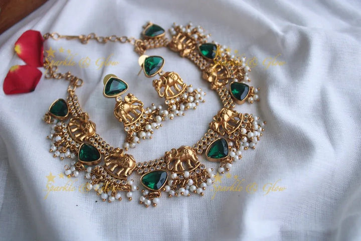 Gold alike Elephant gutta pusalu stone necklace - Pastel Green - Sparkle and Glow