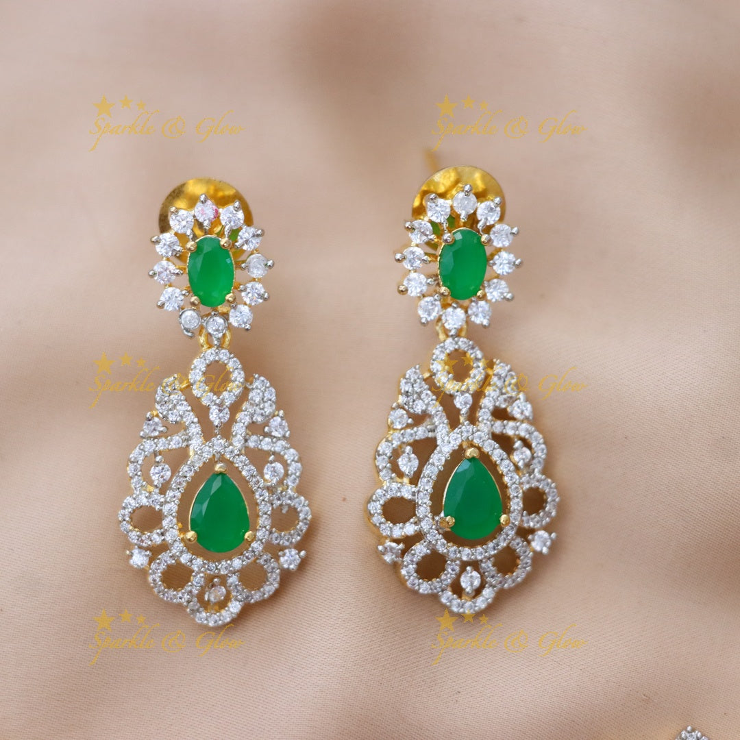 Exquisite Short American Diamond Necklace for Brides