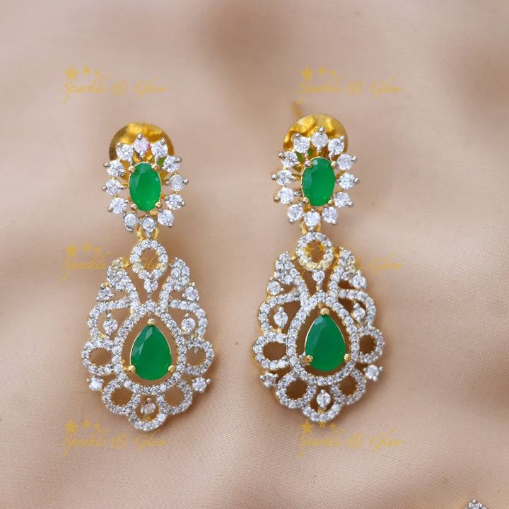 Exquisite Short American Diamond Necklace for Brides