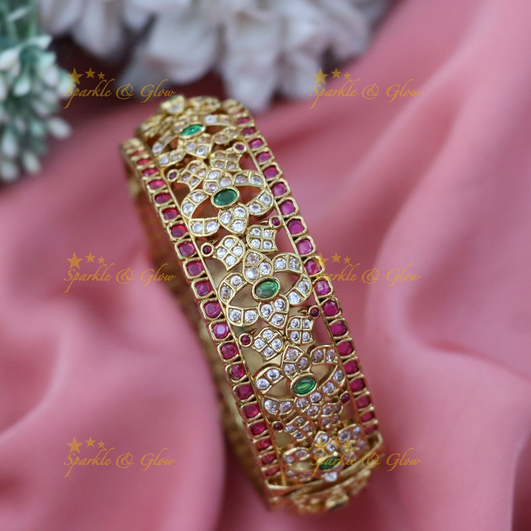 Exquisite Gold Finish Screw Bangle for Festive Weddings