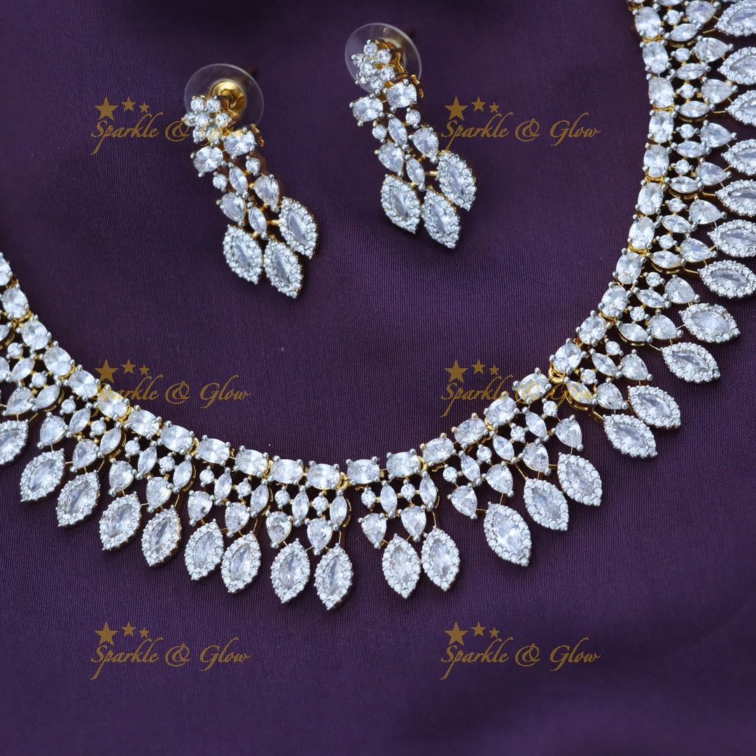 Exquisite Sparkling Necklace Set for Weddings
