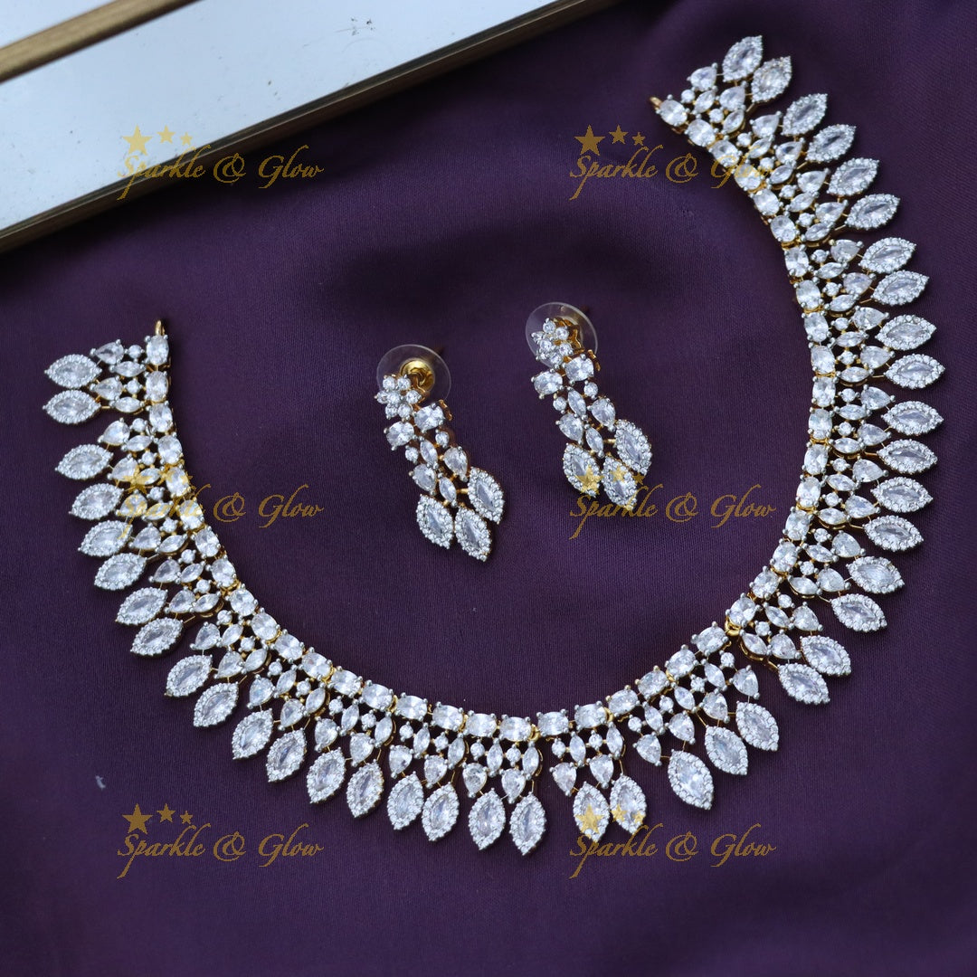 Exquisite Sparkling Necklace Set for Weddings