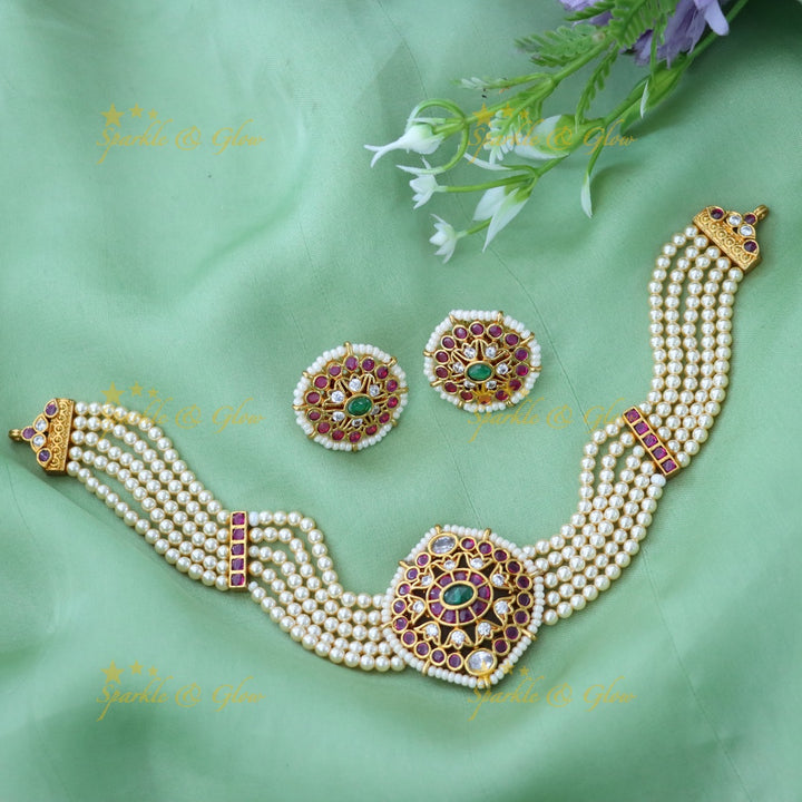 Elegant Gold Pearl Choker Necklace for Weddings