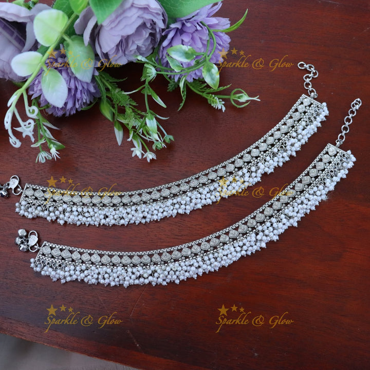 Elegant Silver Anklet for Celebrations
