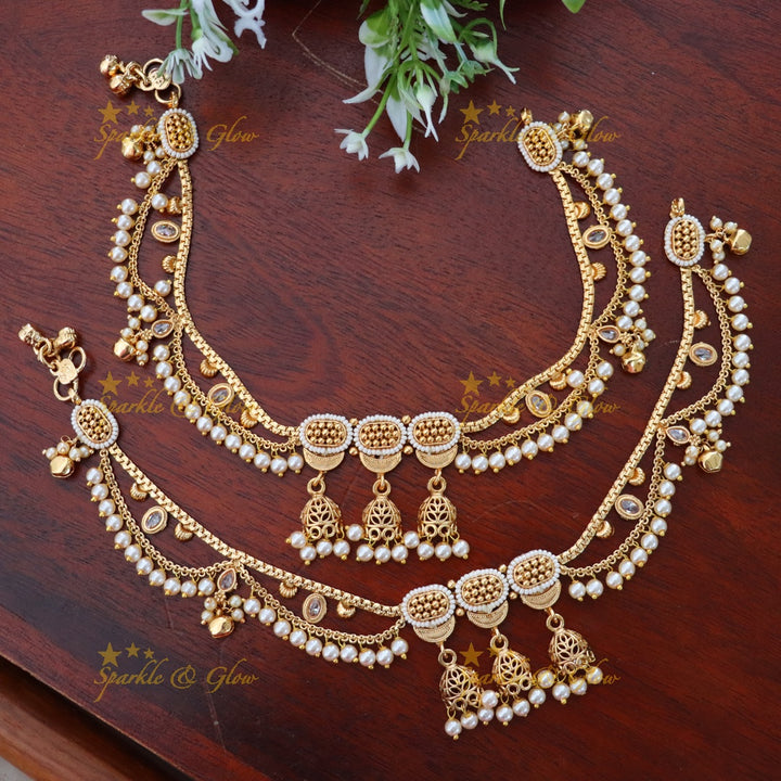 Exquisite Gold-Plated Anklet for Glamorous Celebrations