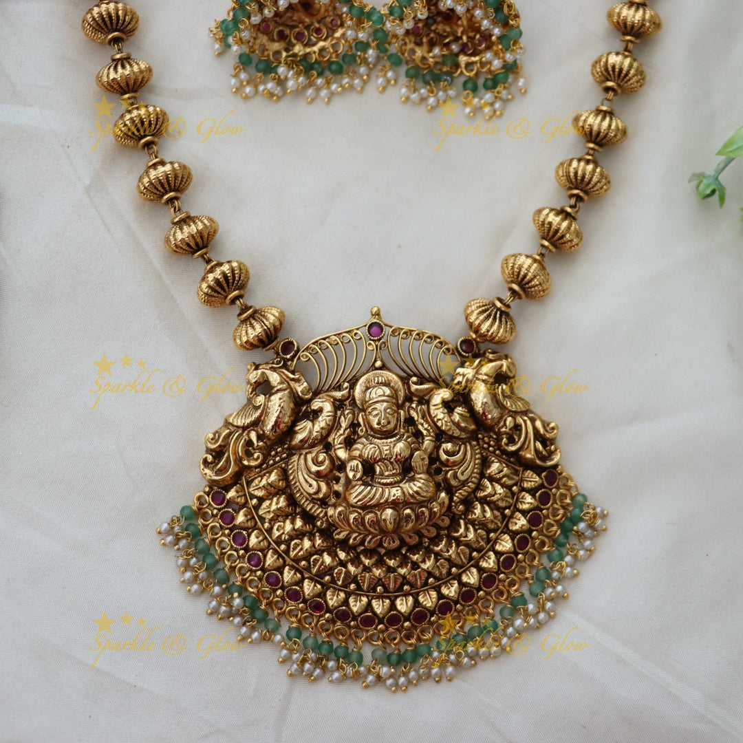 Elegant Temple Necklace Set for Wedding Glamour