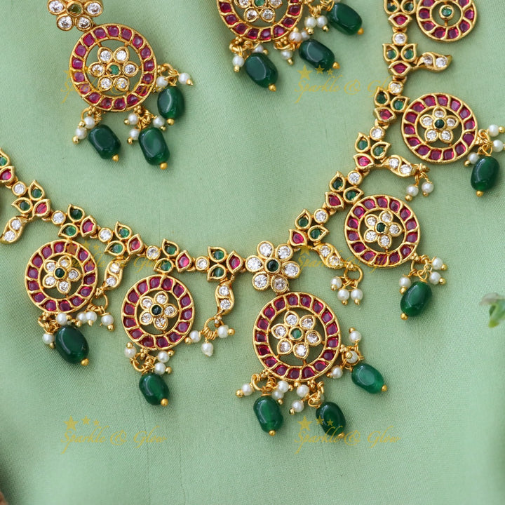 Exquisite Jadau Necklace - Elegance Redefined for Festive Beauty