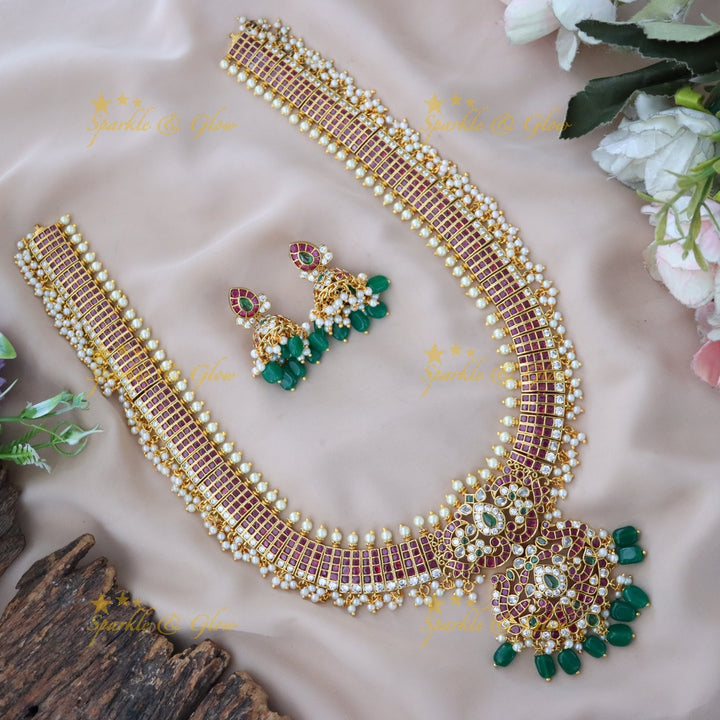 Gorgeous Gold Jadau Necklace Set for Weddings