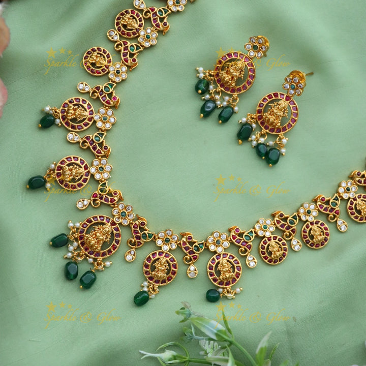 Exquisite Jadau Gold Necklace for Festive Glamour