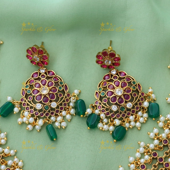 Stunning Gold Jadau Necklace Set for Weddings