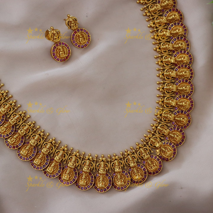 Stunning Golden Jadau Necklace for Celebrations
