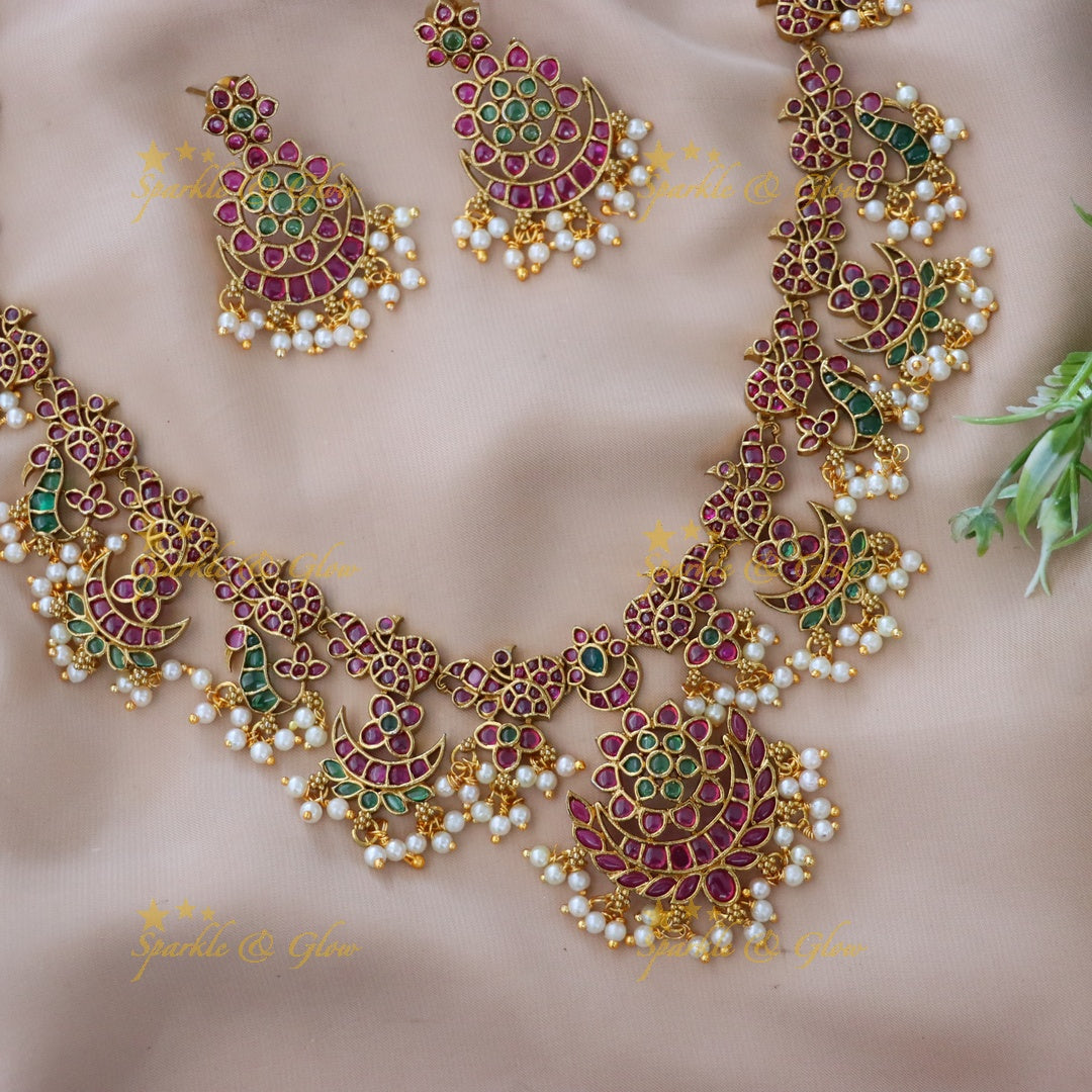 Exquisite Gold Jadau Bridal Necklace Set - Festive Collection