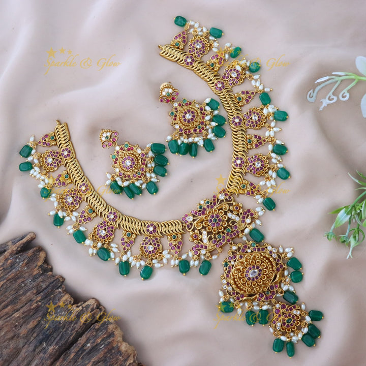 Exquisite Gold Jadau Necklace for Weddings & Festivals