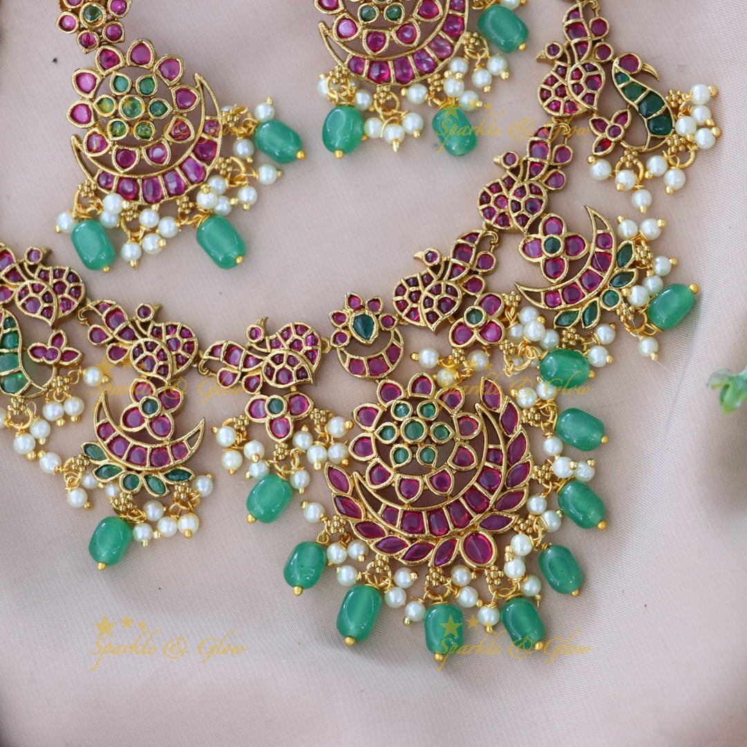 Exquisite Jadau Short Necklace for Festive Elegance