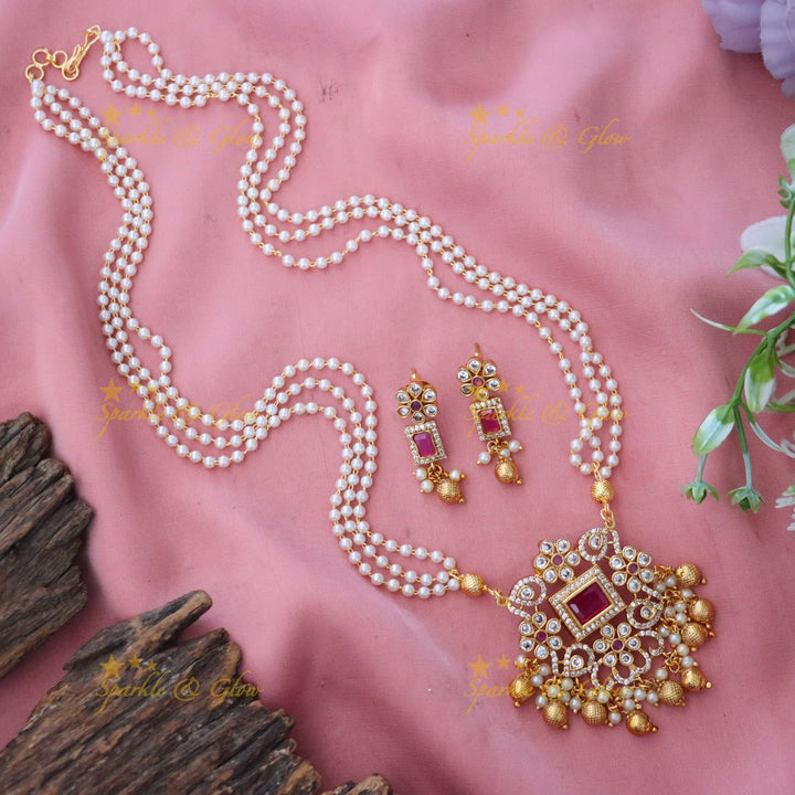 Exquisite Pearl & Gold Wedding Necklace Set