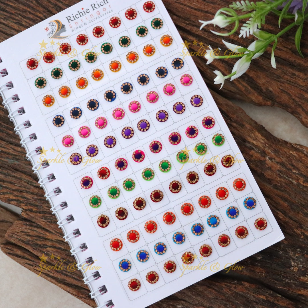Exquisite Vibrant Bindi Collection for Festive Glamour