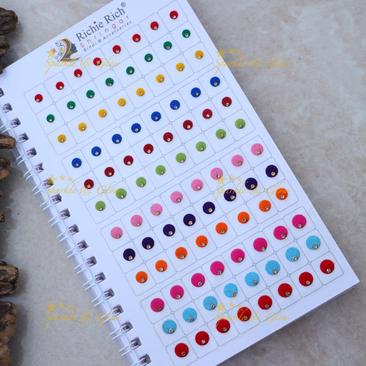 Stylish Bindis Collection for Festive Celebrations