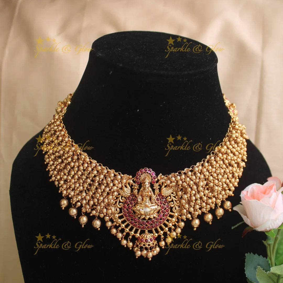 Premium Matte cluster beads short Lakshmi necklace - Gold - Sparkle and Glow