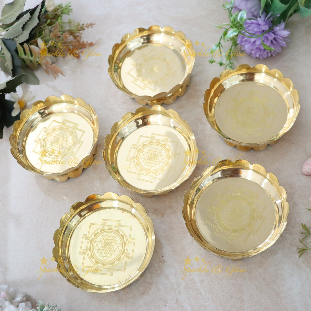 Elegant Gold-Toned Alloy Wedding Plate for Festive Gifting