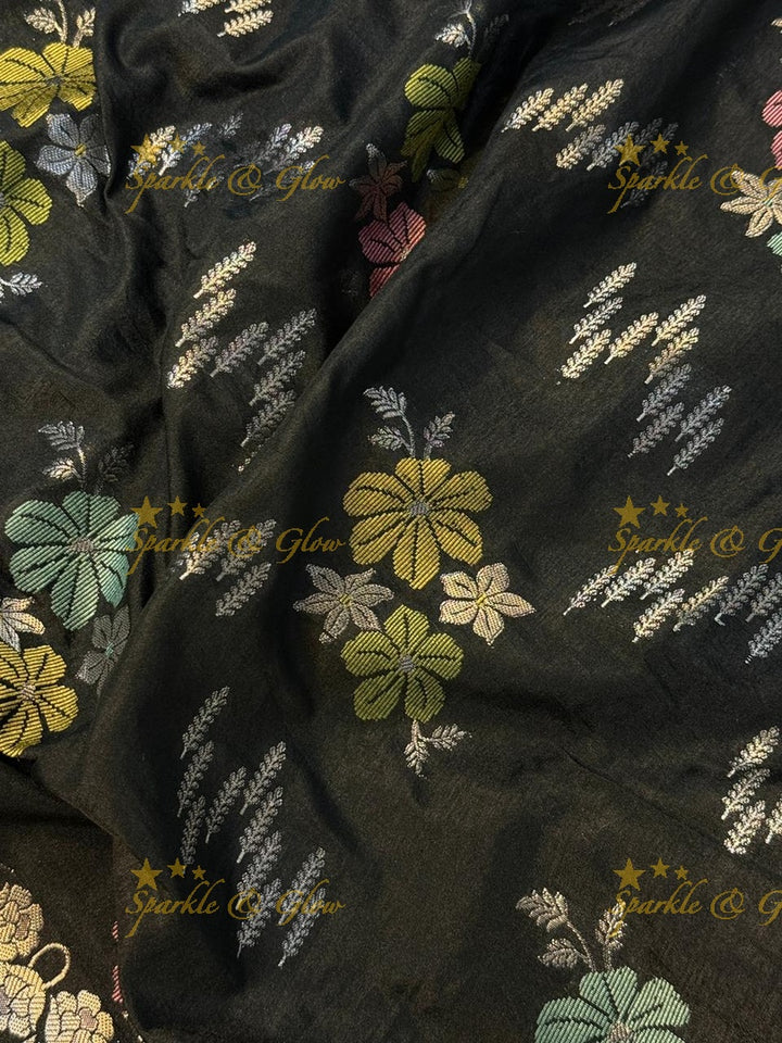 Luxurious Banarasi Silk Saree with Elegant Meena Work
