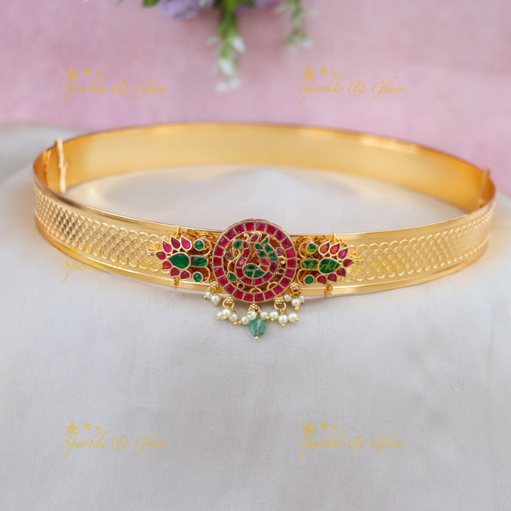 Elegant Gold Kundan Hip Belt for Festive Occasions